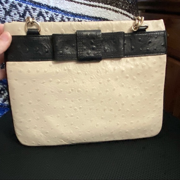 Kate Spade purse - Picture 1 of 4